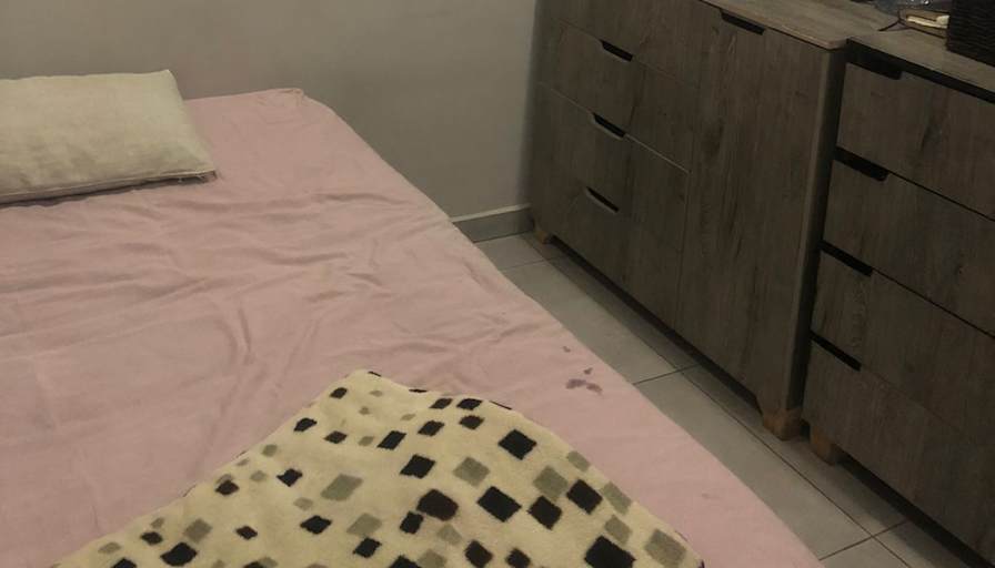 omotola omoniyi taiwo-taiwo's room