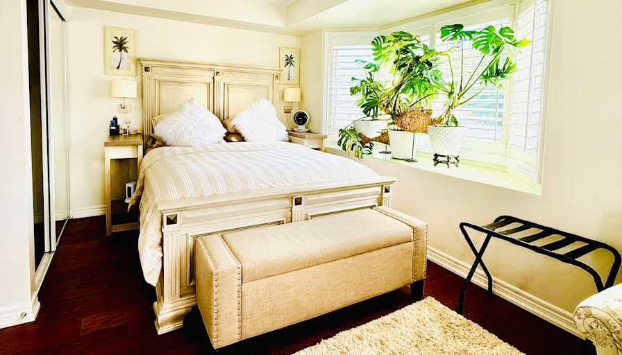 Stephen's room