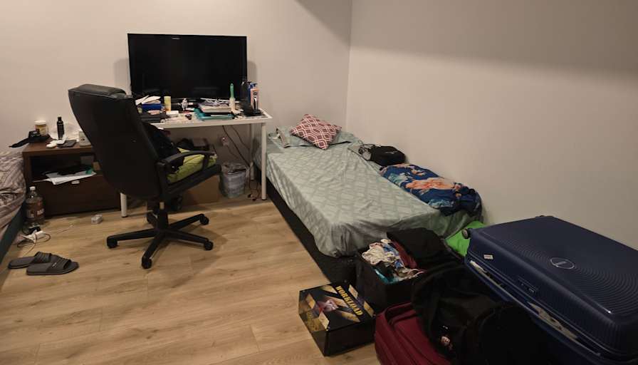 shreyans's room