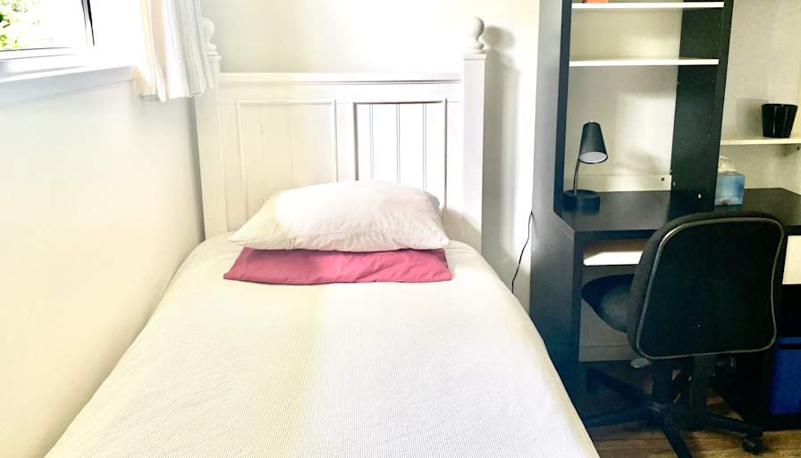 Burns Family's room