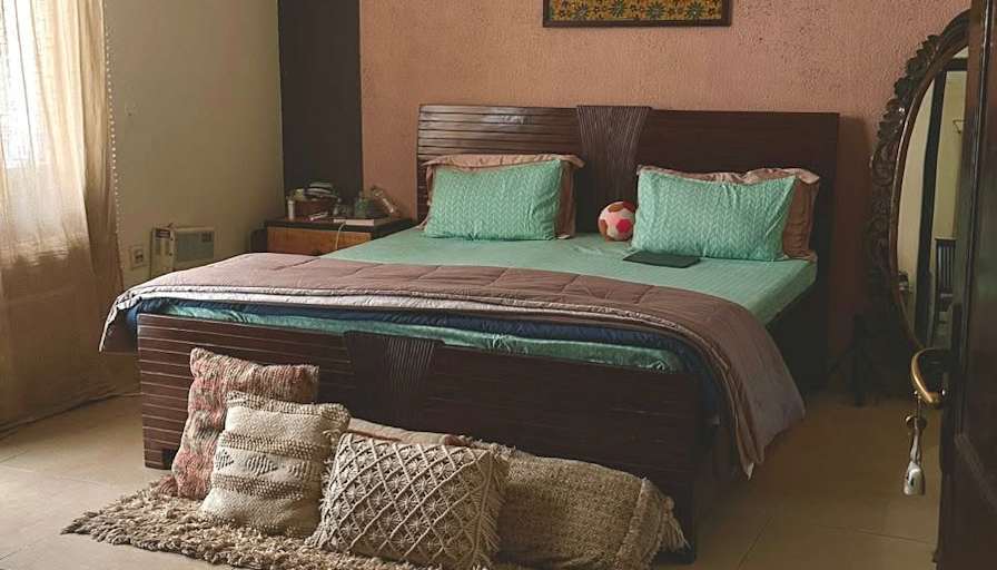 Anantika Uix's room