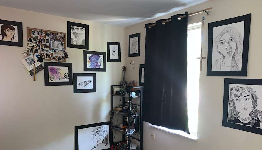Cecilia alvarenga's room