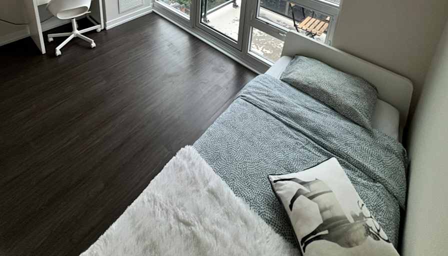 Innova's room