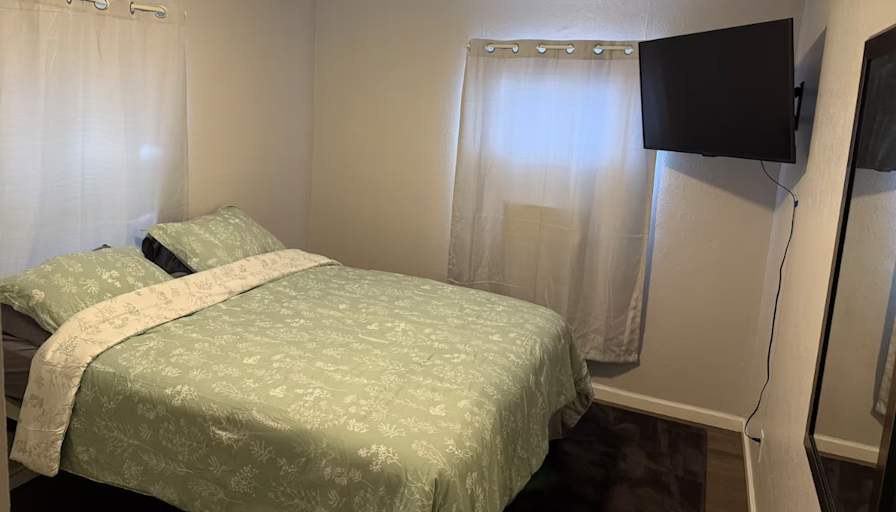 Arabella's room