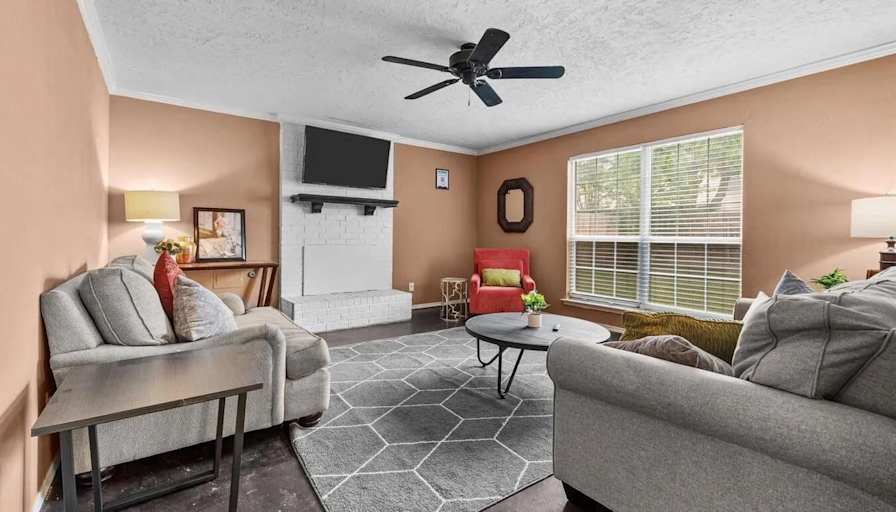 PadSplit's room