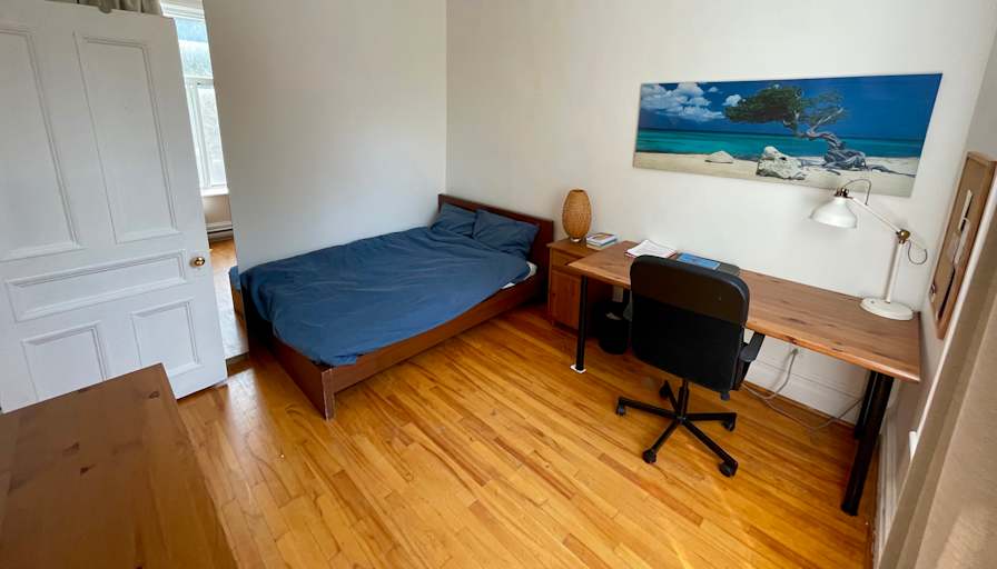 Dan's room