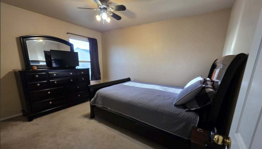 Mariah Velasquez's room