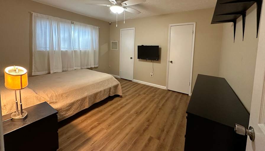 Carolina's room