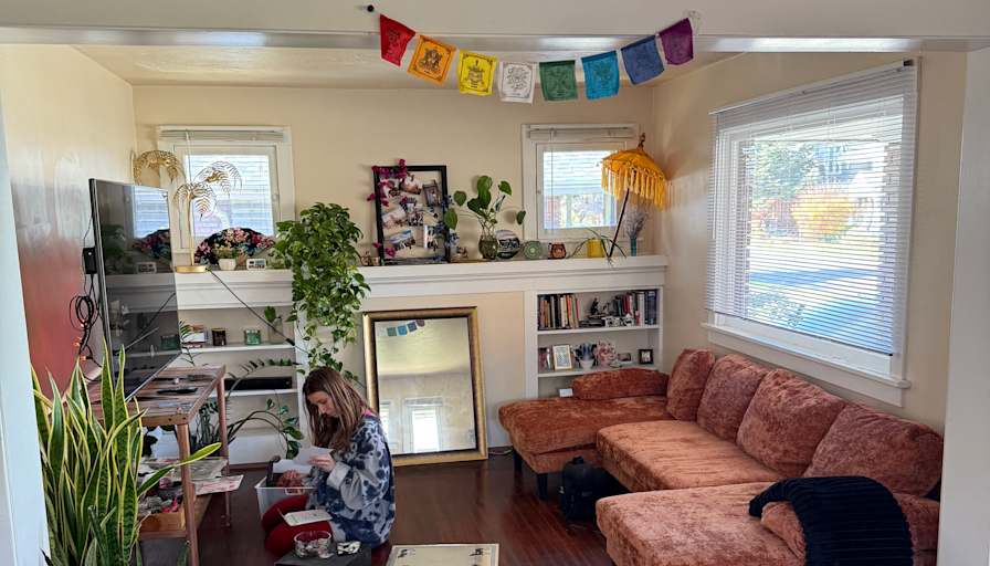 Tate's room