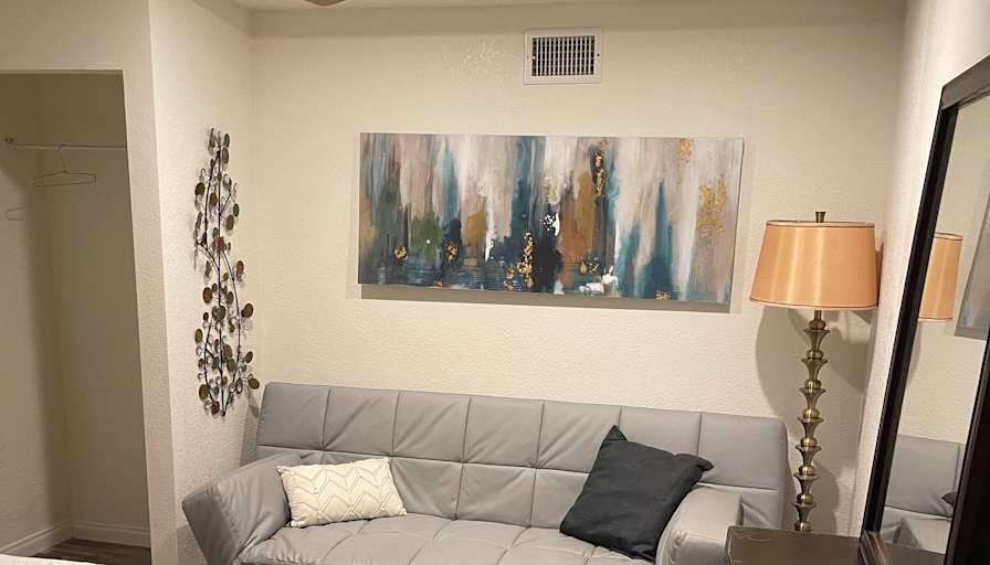 Leticia's room