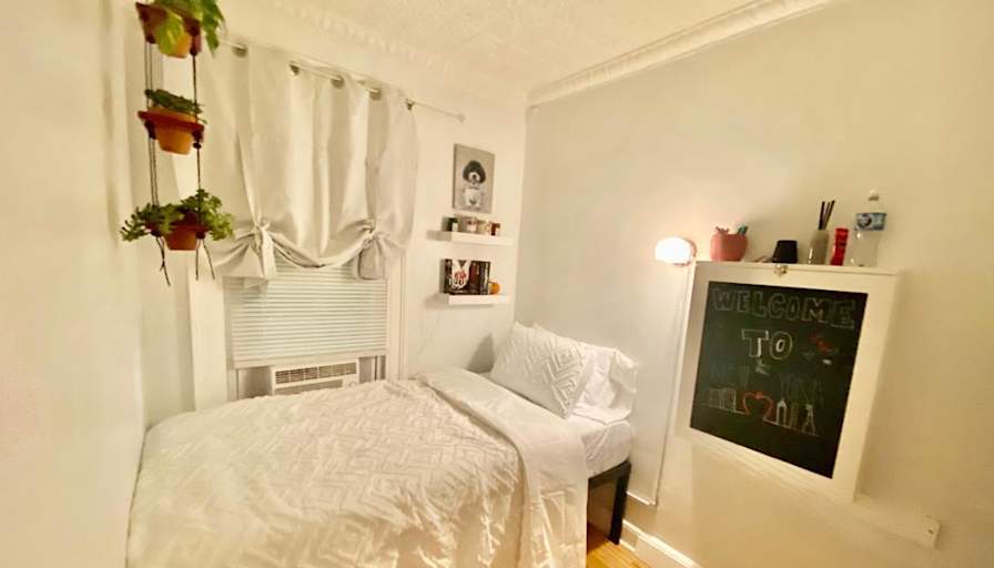 Julia's room