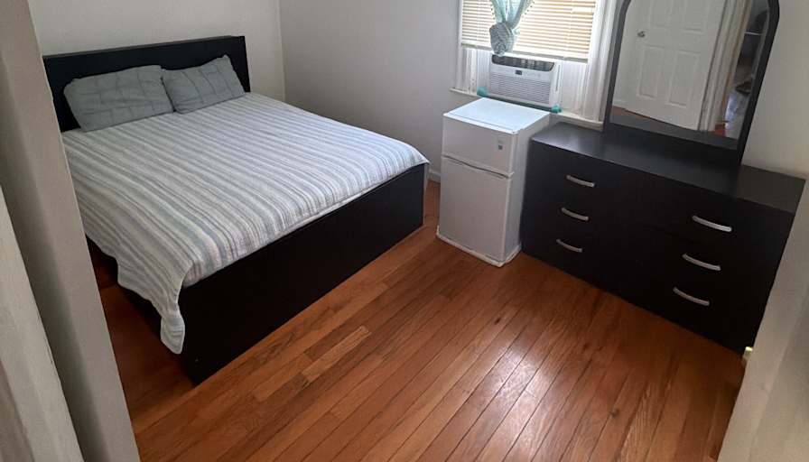 Armando's room