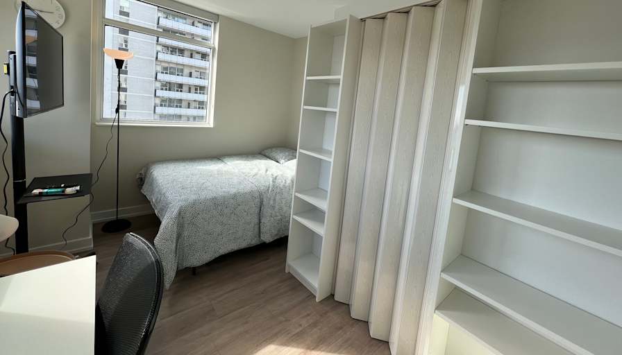 Ali's room