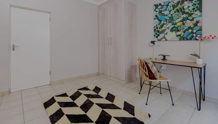 Mthokozisi's room