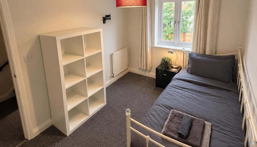 Lynda Kate Savill's room