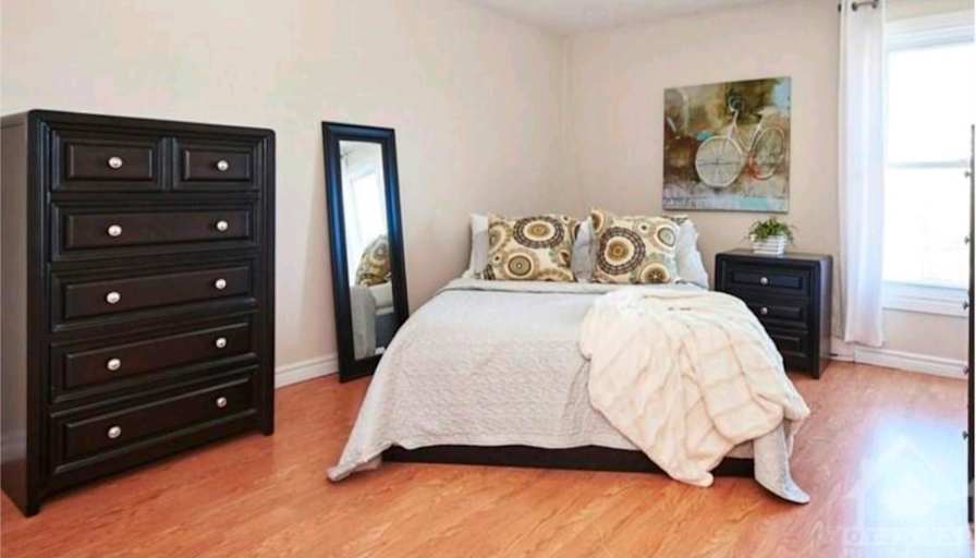 Sophie's room