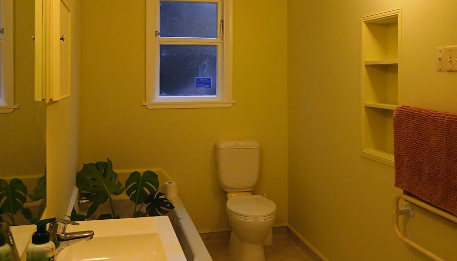 Lesley's room