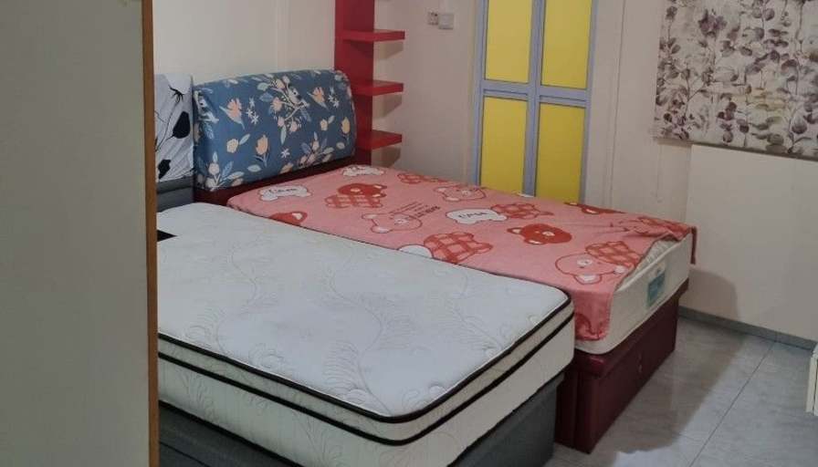 Meera Udhayan's room