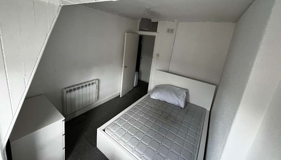 Oliver's room