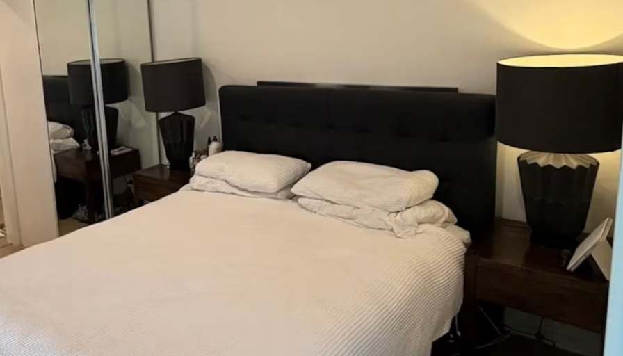 Elise's room
