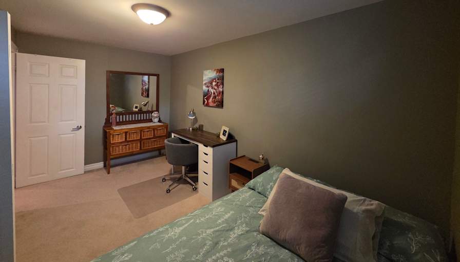 Aishe's room