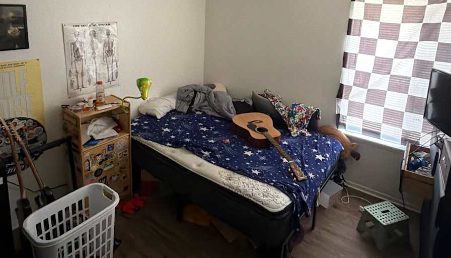 Franco's room