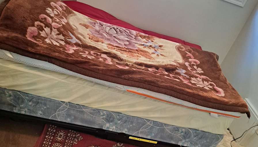 Orhan's room
