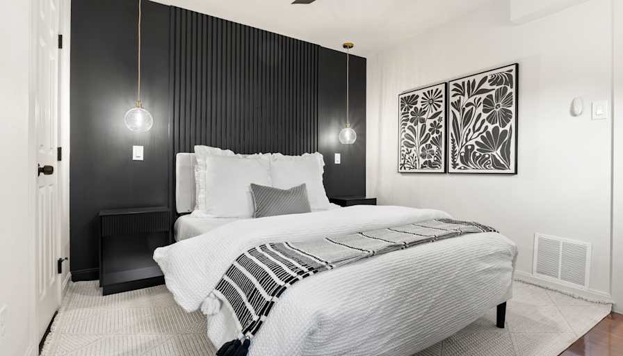 Tomic Properties's room