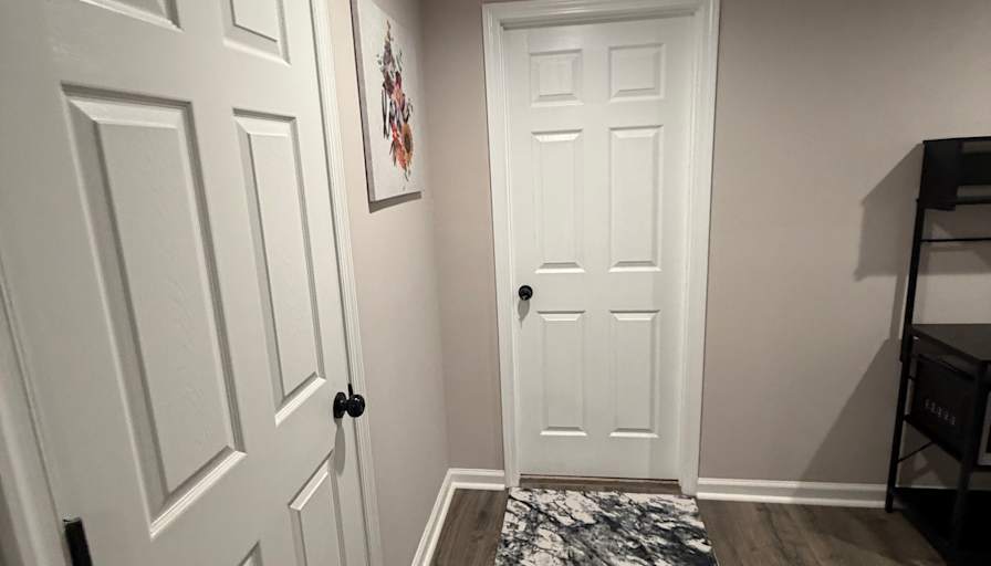 Khali A's room