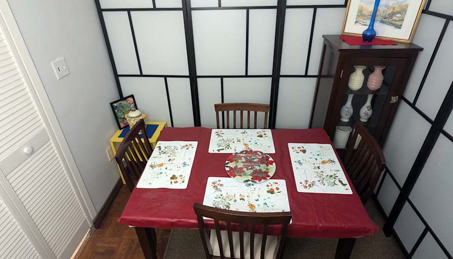 Furnished Room's room
