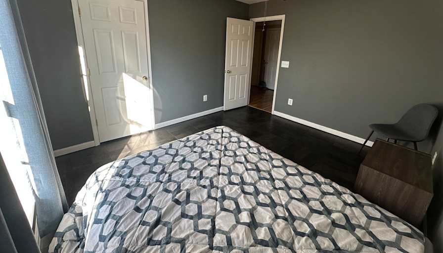 Lizzy's room