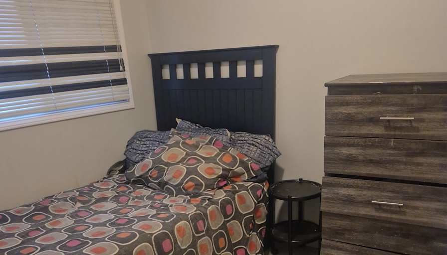 Dwight Neuman's room