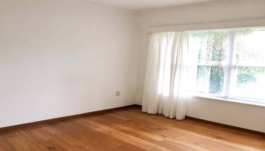 Valerie Sahagun's room