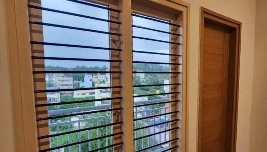 Arpit's room