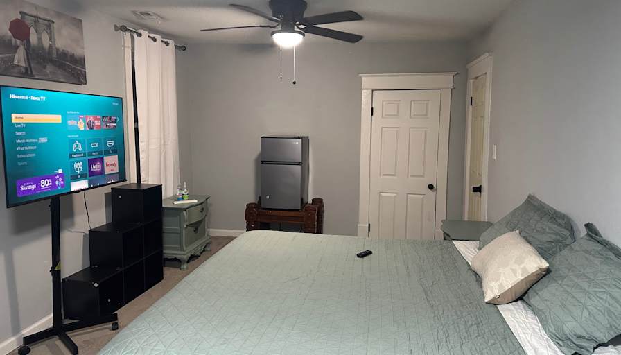 Ana's room