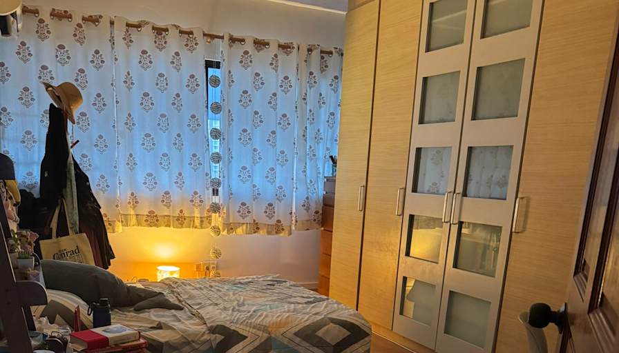 Ansuj's room