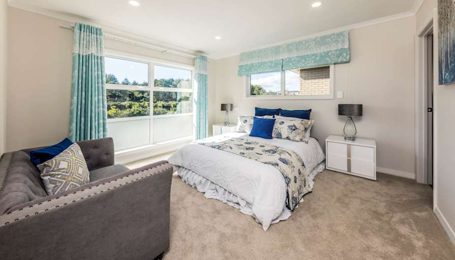 Geoff's room