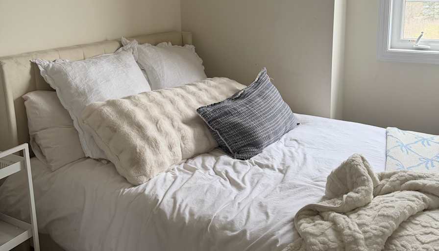 natalie josifoski's room