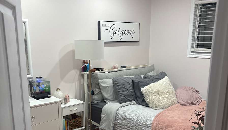 Deanna Dalziel's room