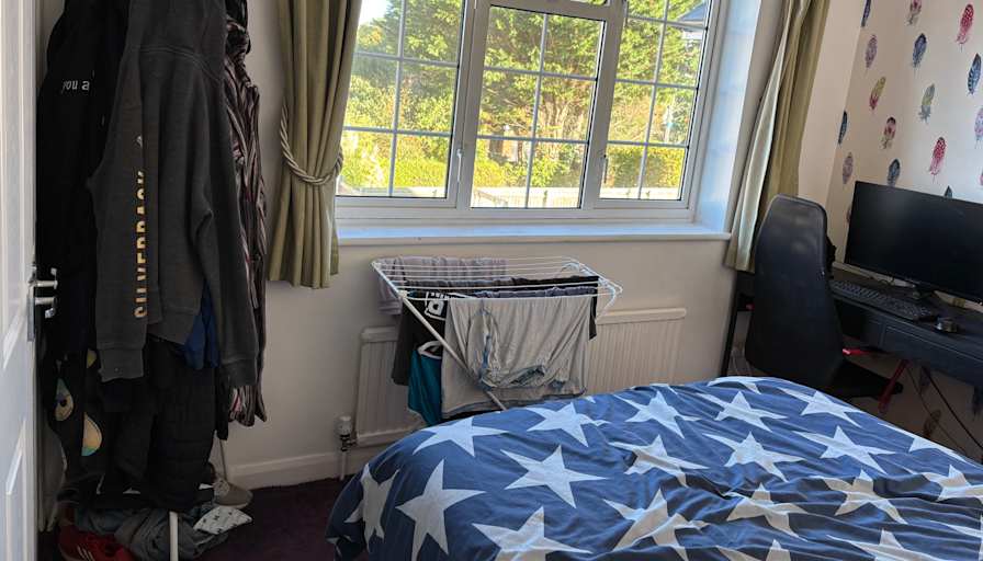 Louise's room