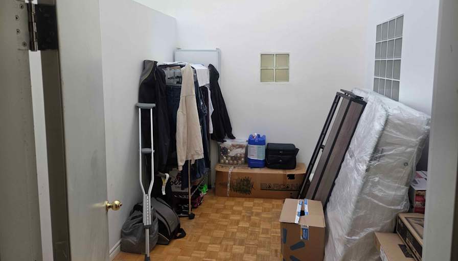 Shaheer's room
