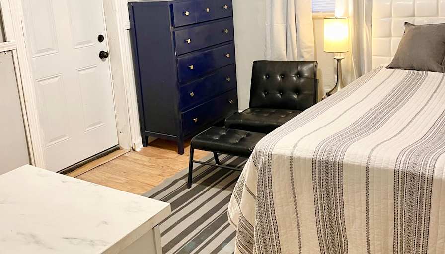 Paulette's room