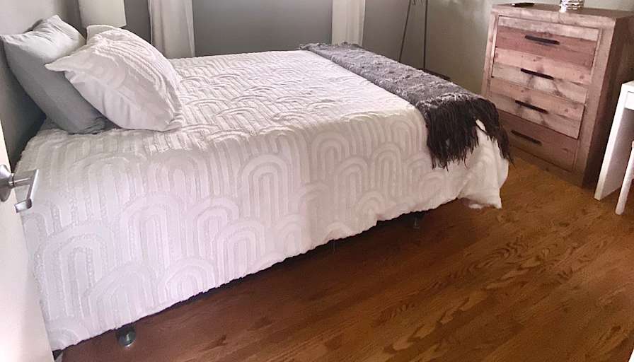 Nic's room
