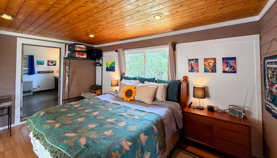 Hannah's room