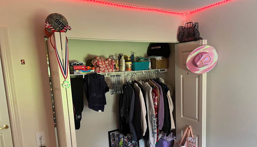 Dakira's room