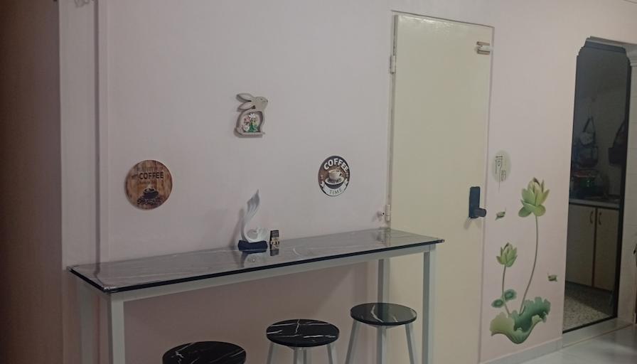 Gary's room