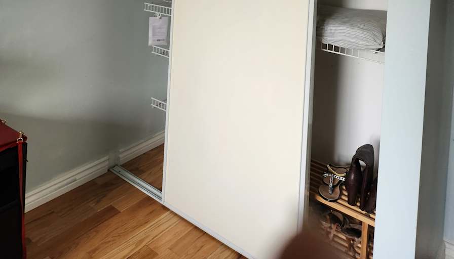 Syl's room