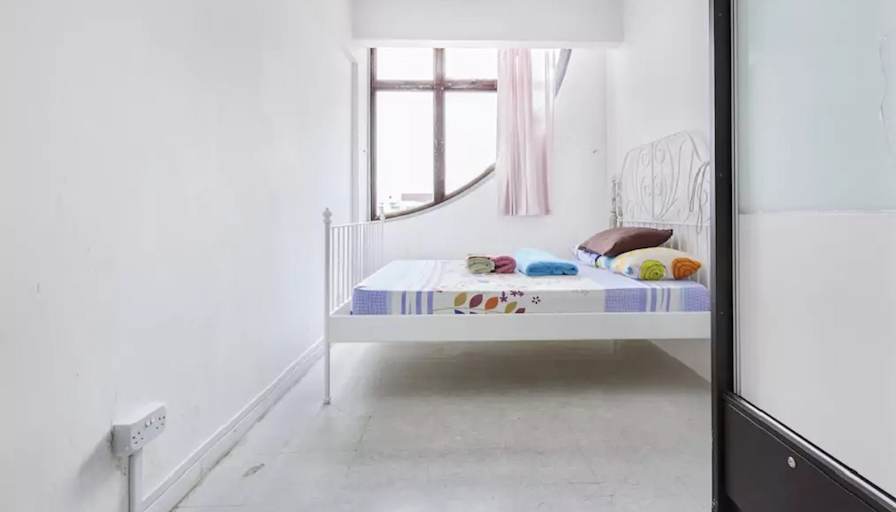 Roomy's room