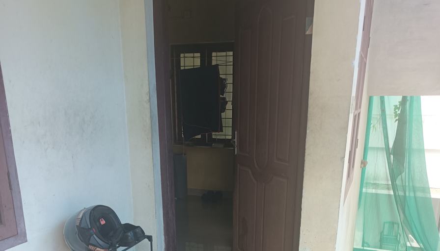 Bibin Das E D's room