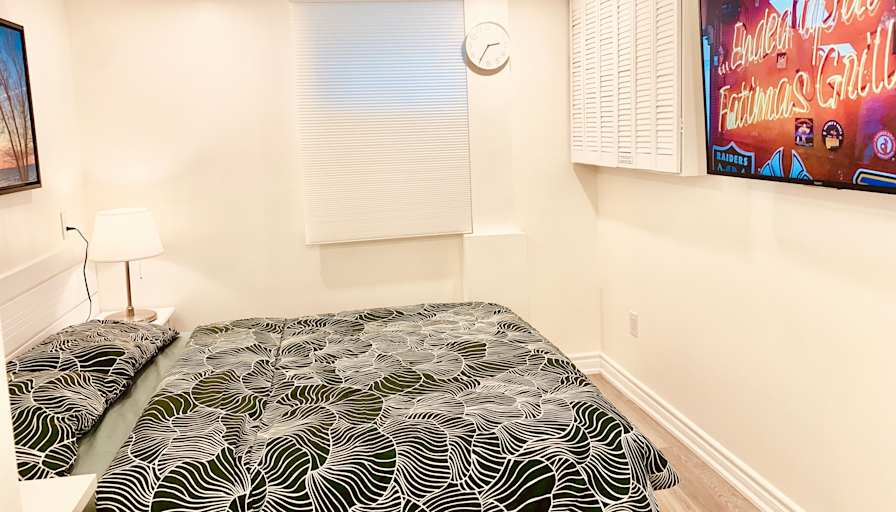 Vivian's room